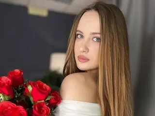 AlbertaClem livejasmin