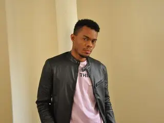 AlessandroDinnos livejasmin