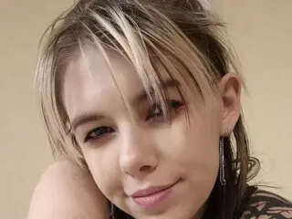 BettieDaryanl livejasmin