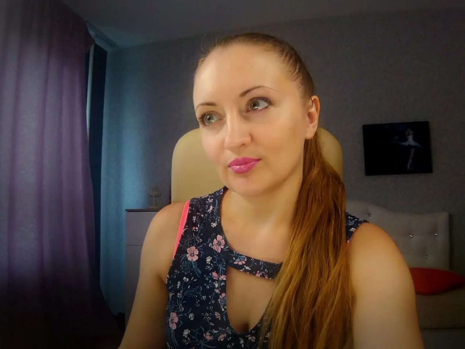 BettyKlum livejasmin