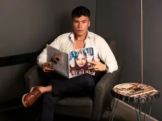 DeanLogan livejasmin