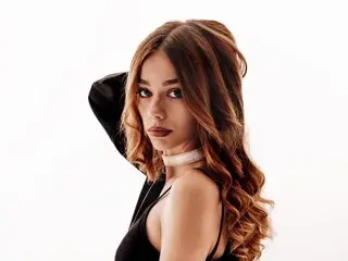 EmilliaFox livejasmin