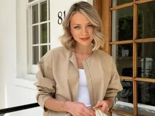 HelenLewiss livejasmin