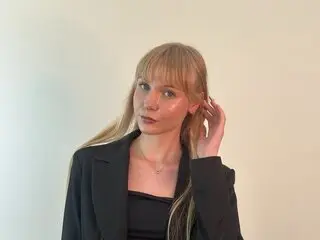 LucettaBoothroyd livejasmin