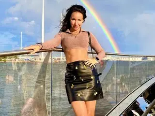 MadinaBrown livejasmin