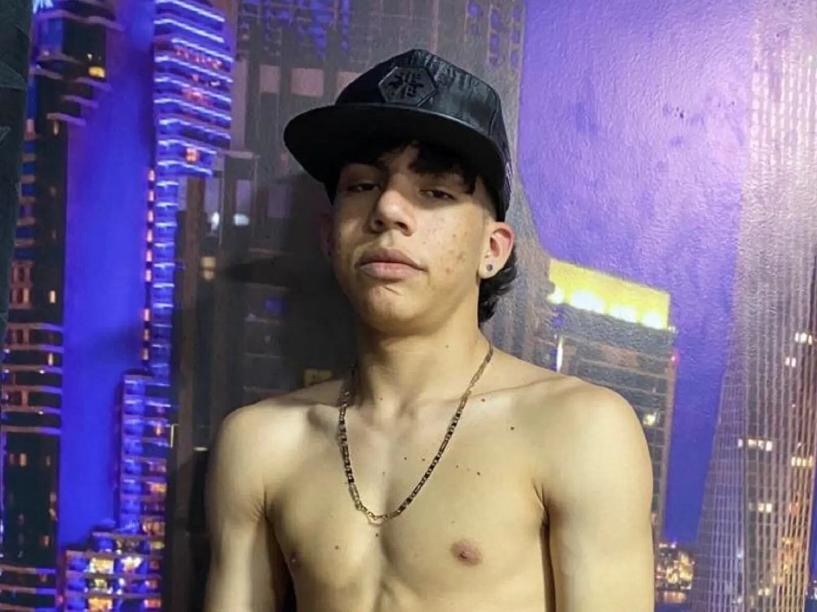 MaximoContreras livejasmin