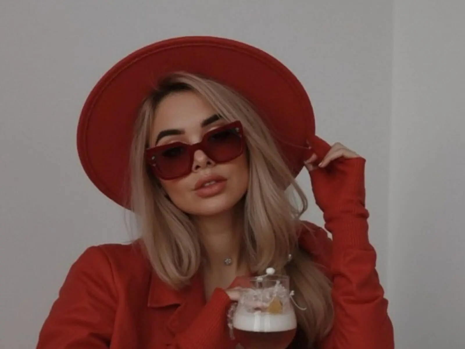 MiaMirelli livejasmin