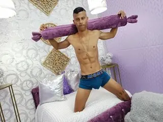 MiltonBrown livejasmin