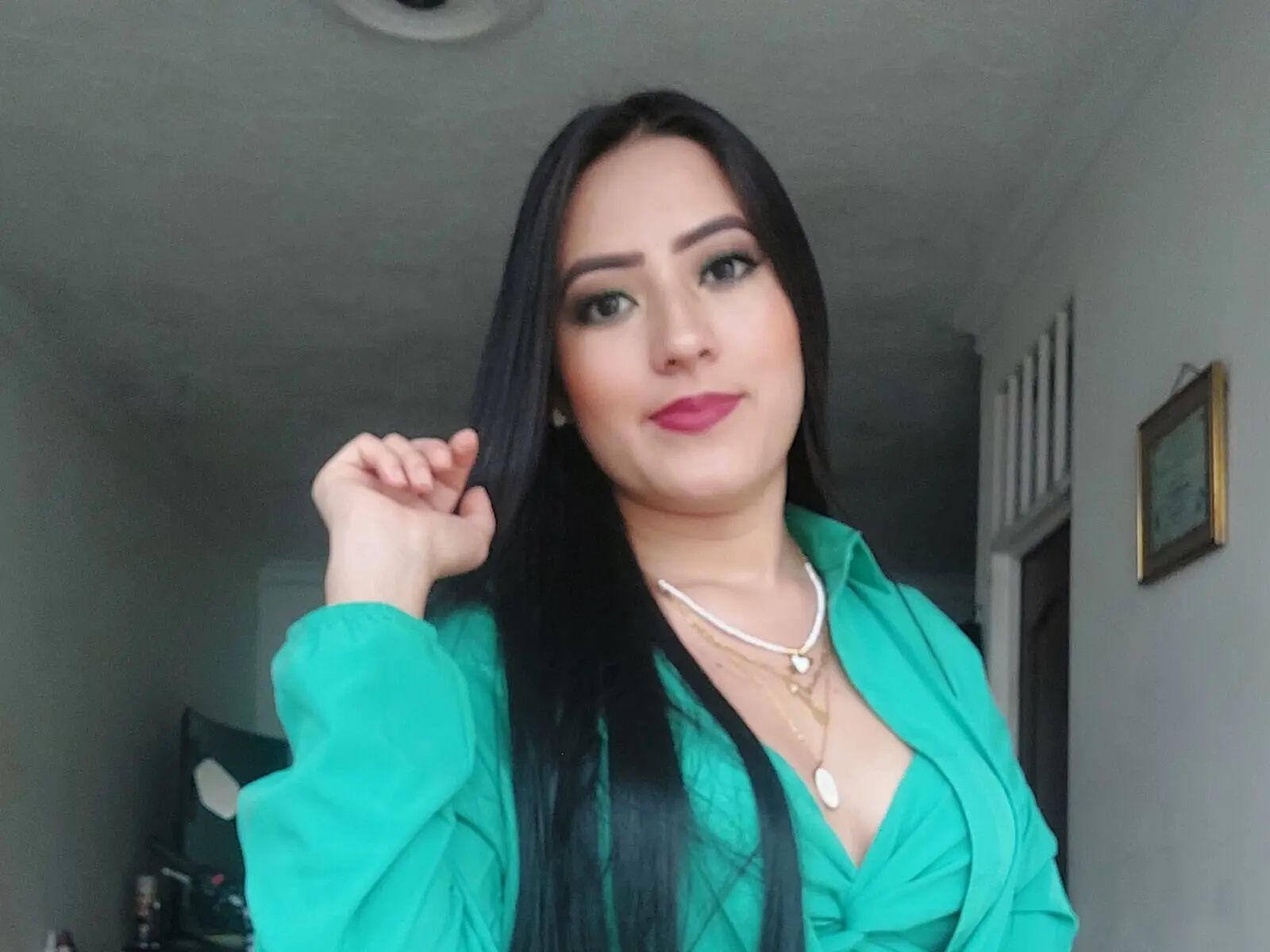 ParisIvana livejasmin