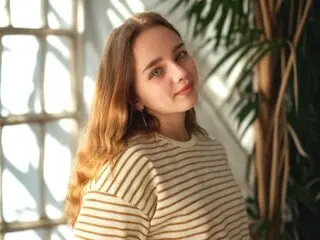 QueenieDrews livejasmin