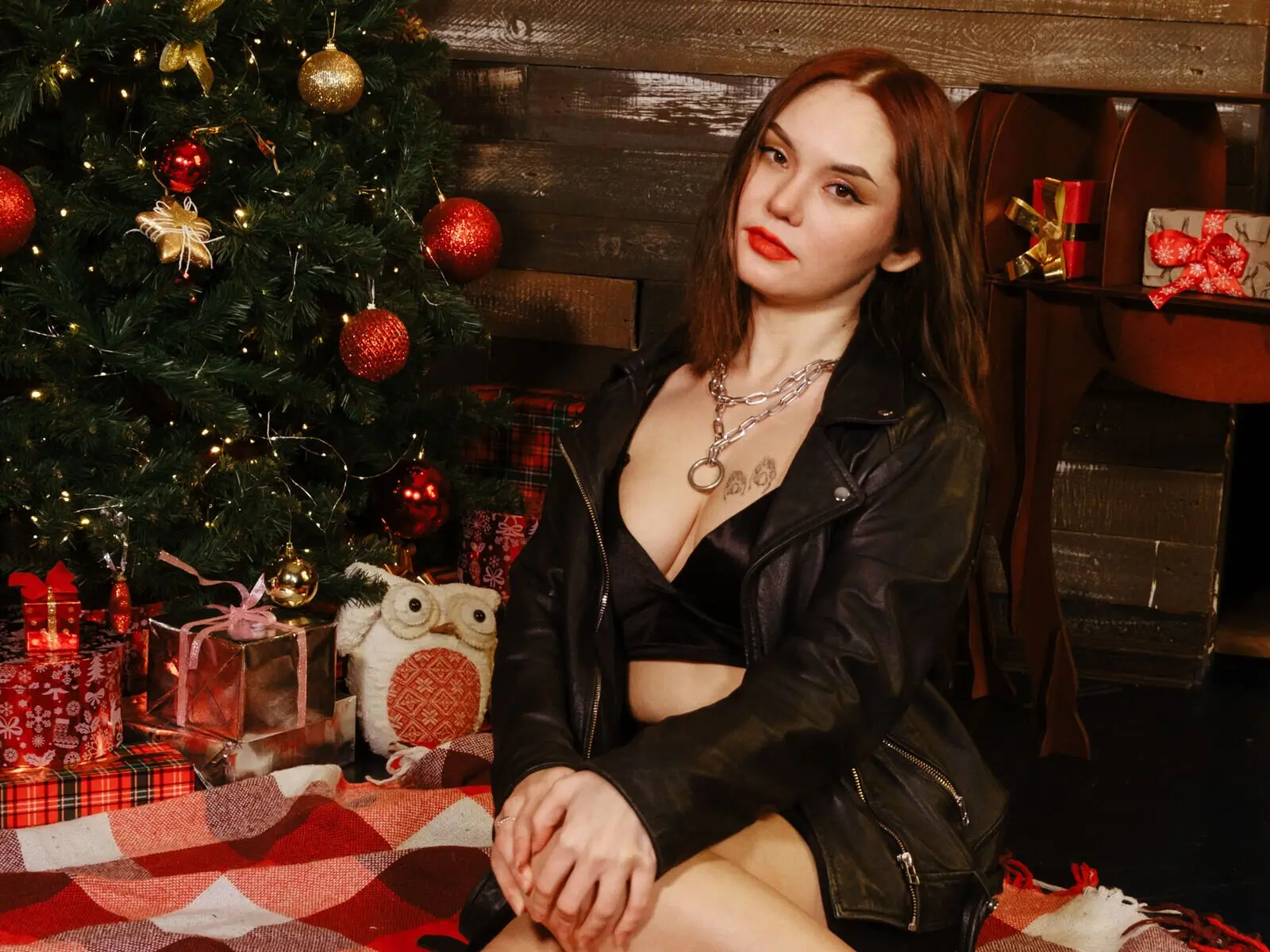 VictoriaRoo livejasmin