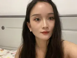 Yurix livejasmin